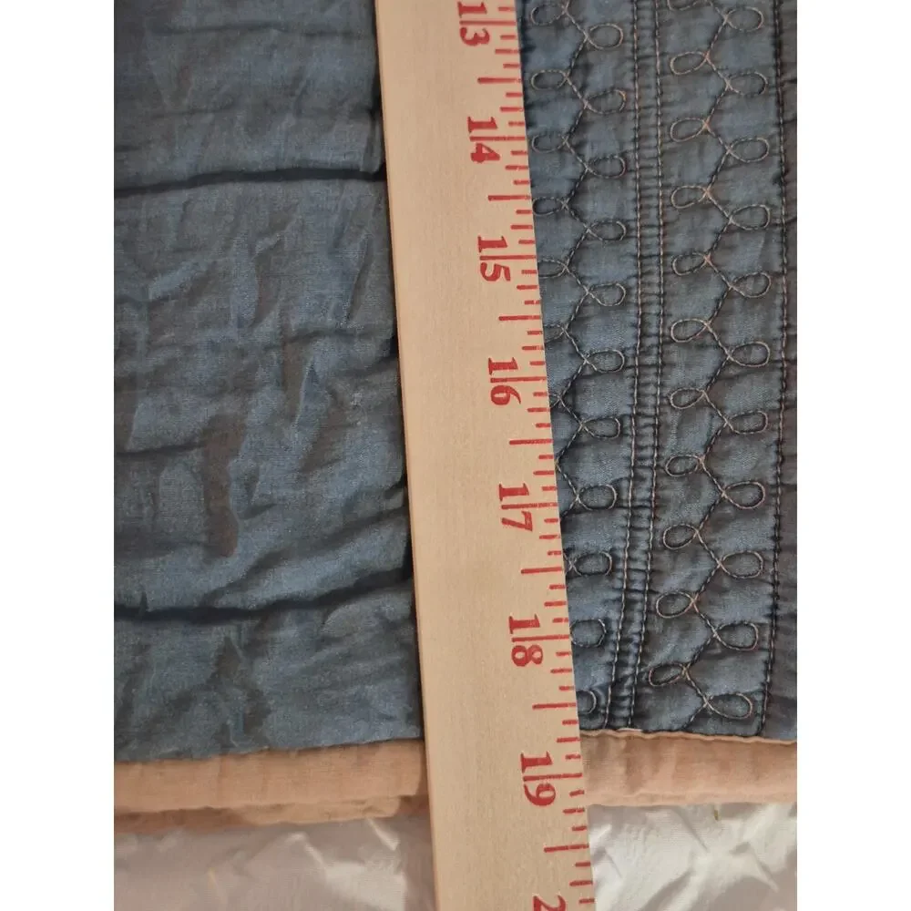 💥 Urban Outfitters Silk Cotton 20x26 Shams Set of 2